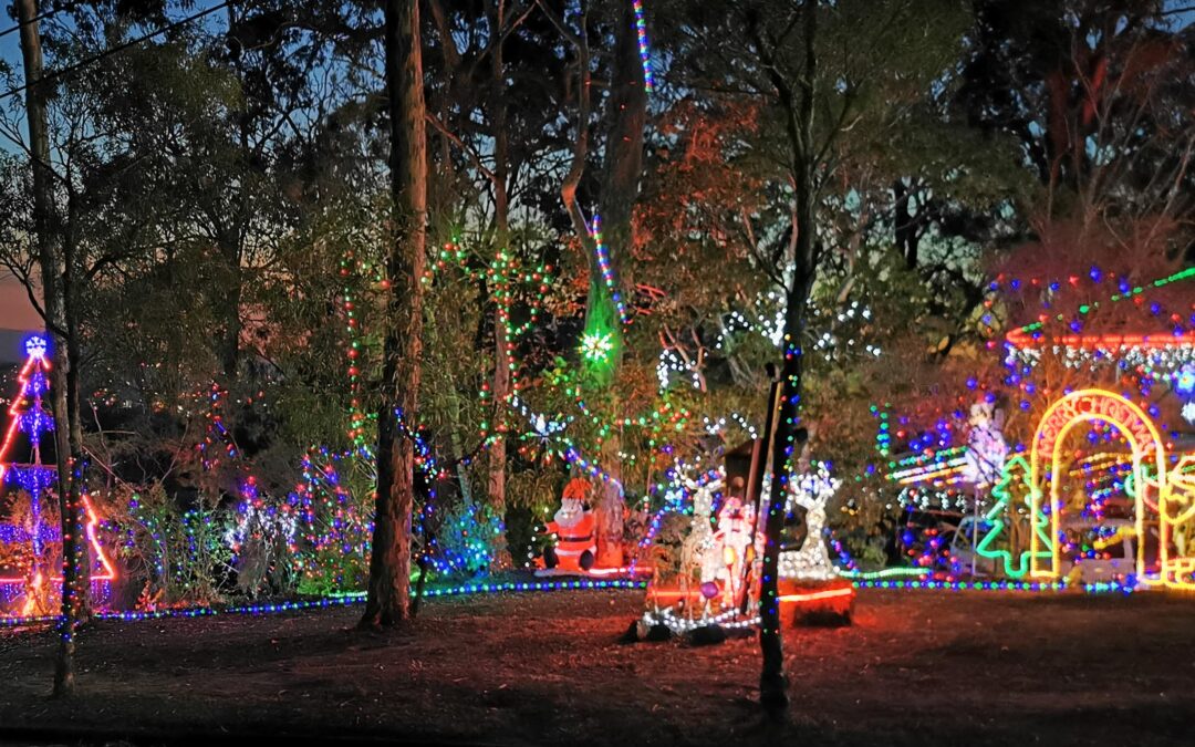 Vote now for your favourite Christmas light display!