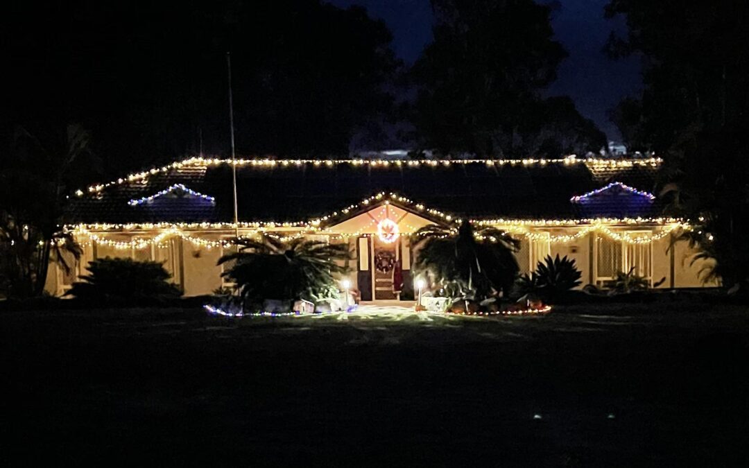 Register and vote now for your favourite Christmas Lights