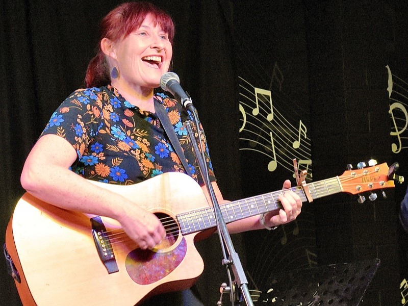 Former local brings cabaret show to The Centre, Beaudesert