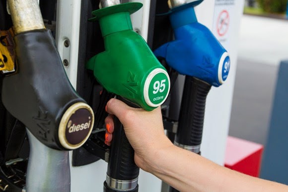 Logan motorists warned to fill up now before New Year petrol price rise