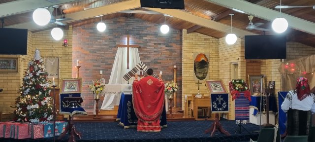 Beenleigh Romanian community celebrate the festival of the Epiphany